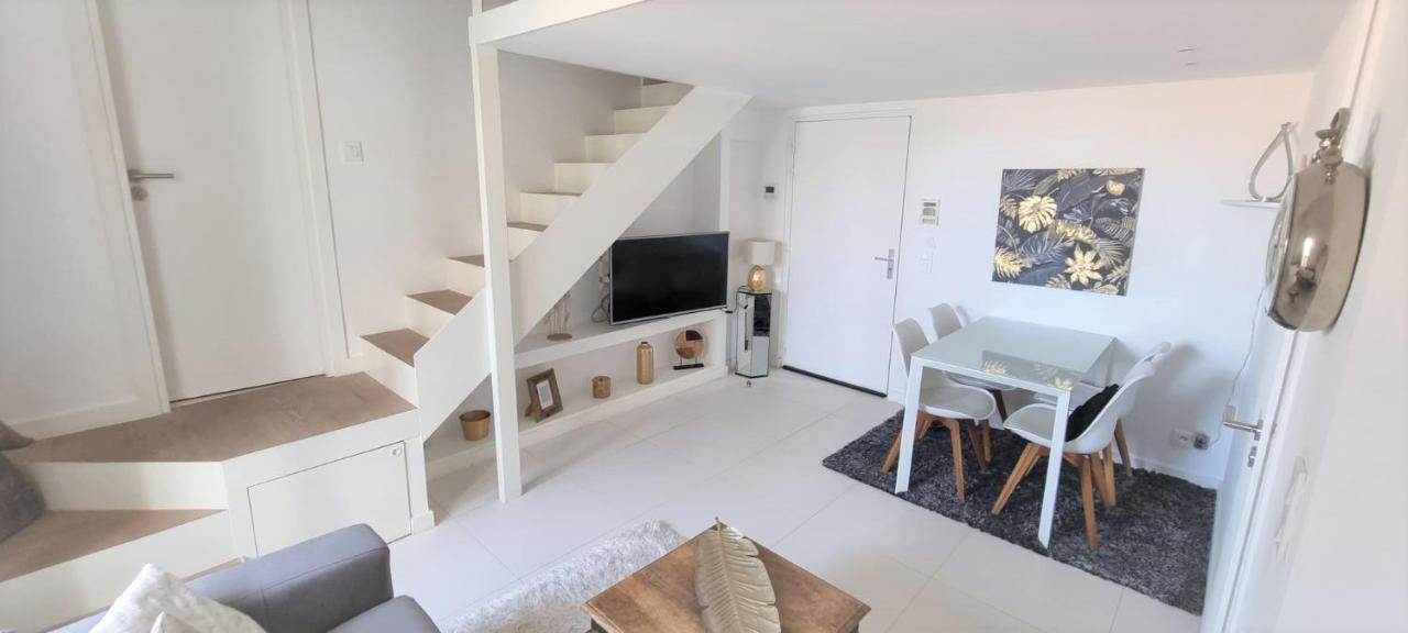 Apartment R.d.v. Duplex Center *